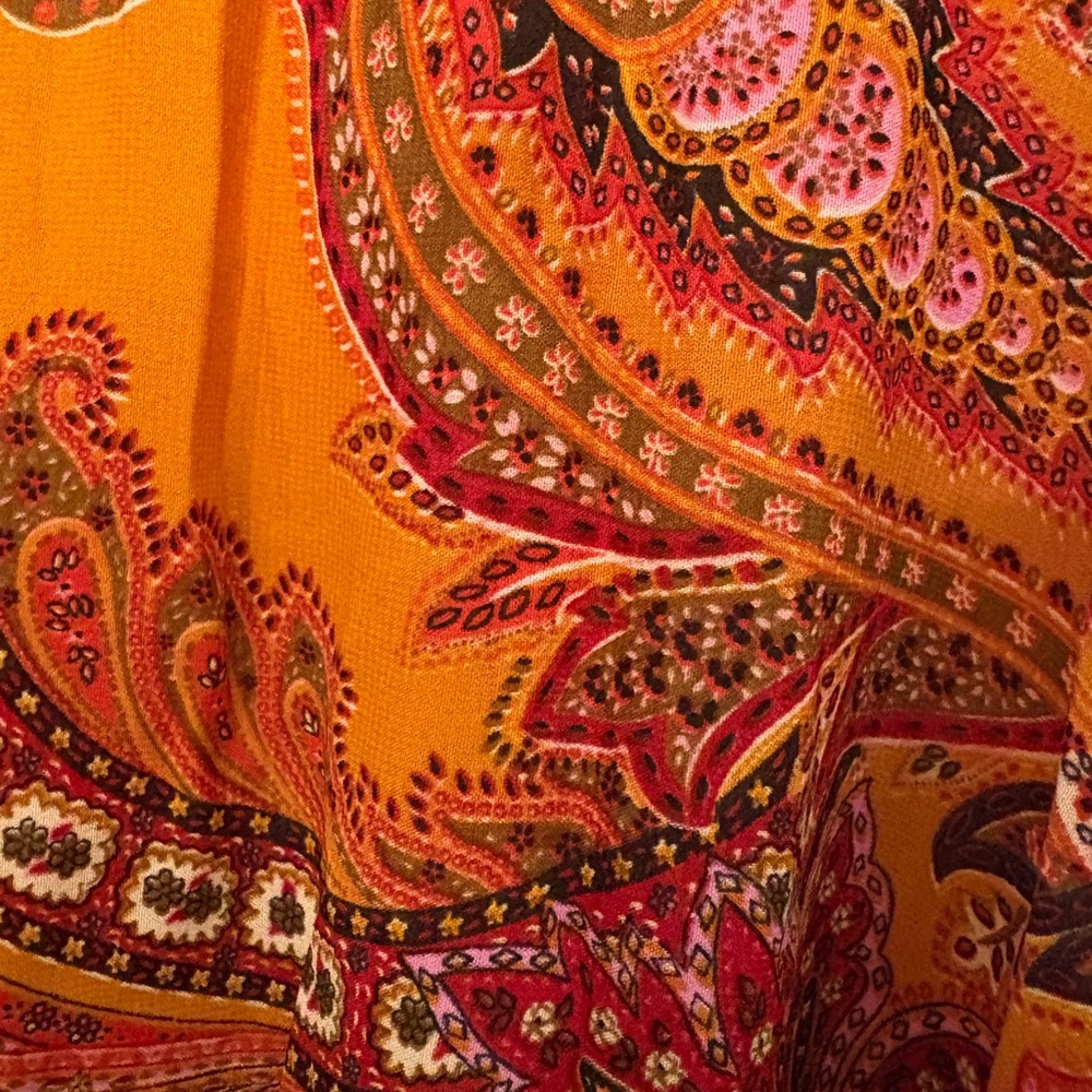 Earthbound Trading Co. small bohemian-style dress orange and red paisley print‎ - Picture 6 of 12